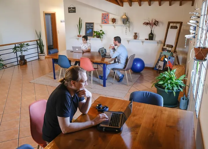 民宿 Lava Acores Coliving & Coworking *