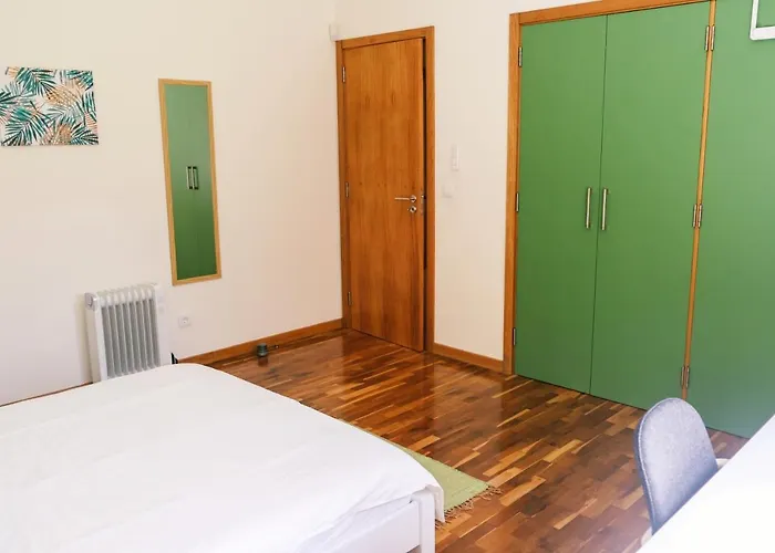 Lava Acores Coliving & Coworking 民宿 *