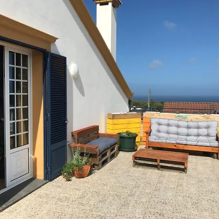 Lava Acores Coliving Проживание в семье Рибейра-Гранди
