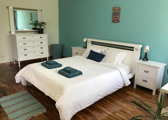 Lava Acores Coliving & Coworking 民宿 大里贝拉